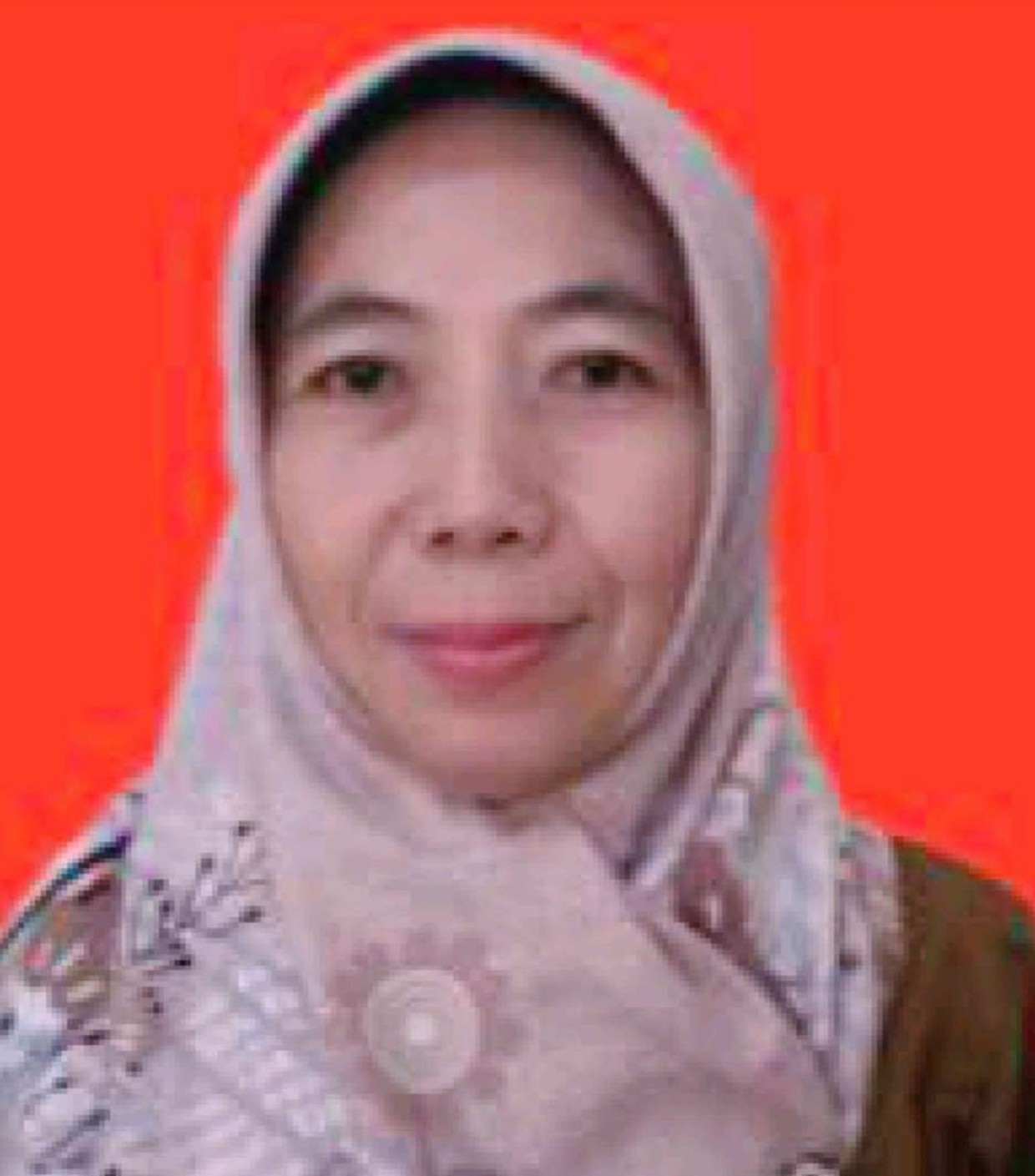 Titin Quraisin, A.Md